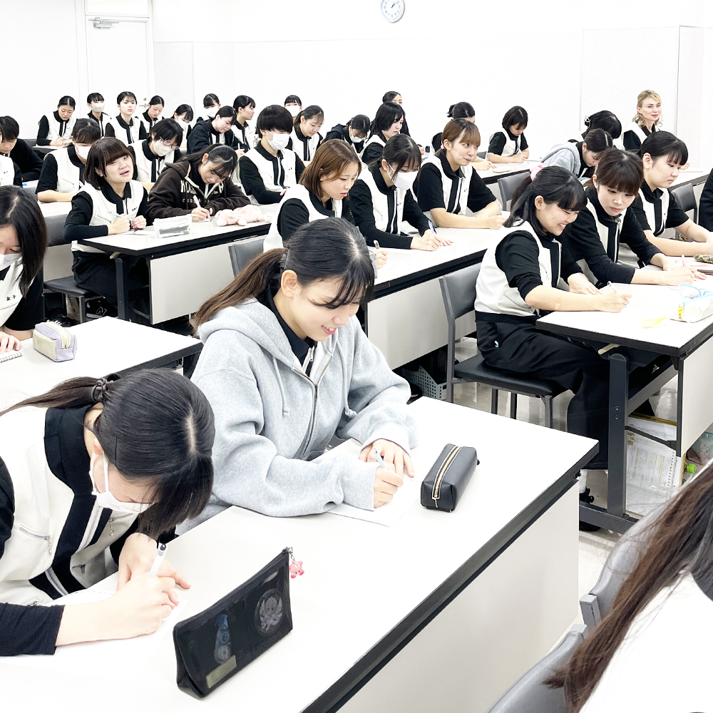 ☆就職活動報告会☆